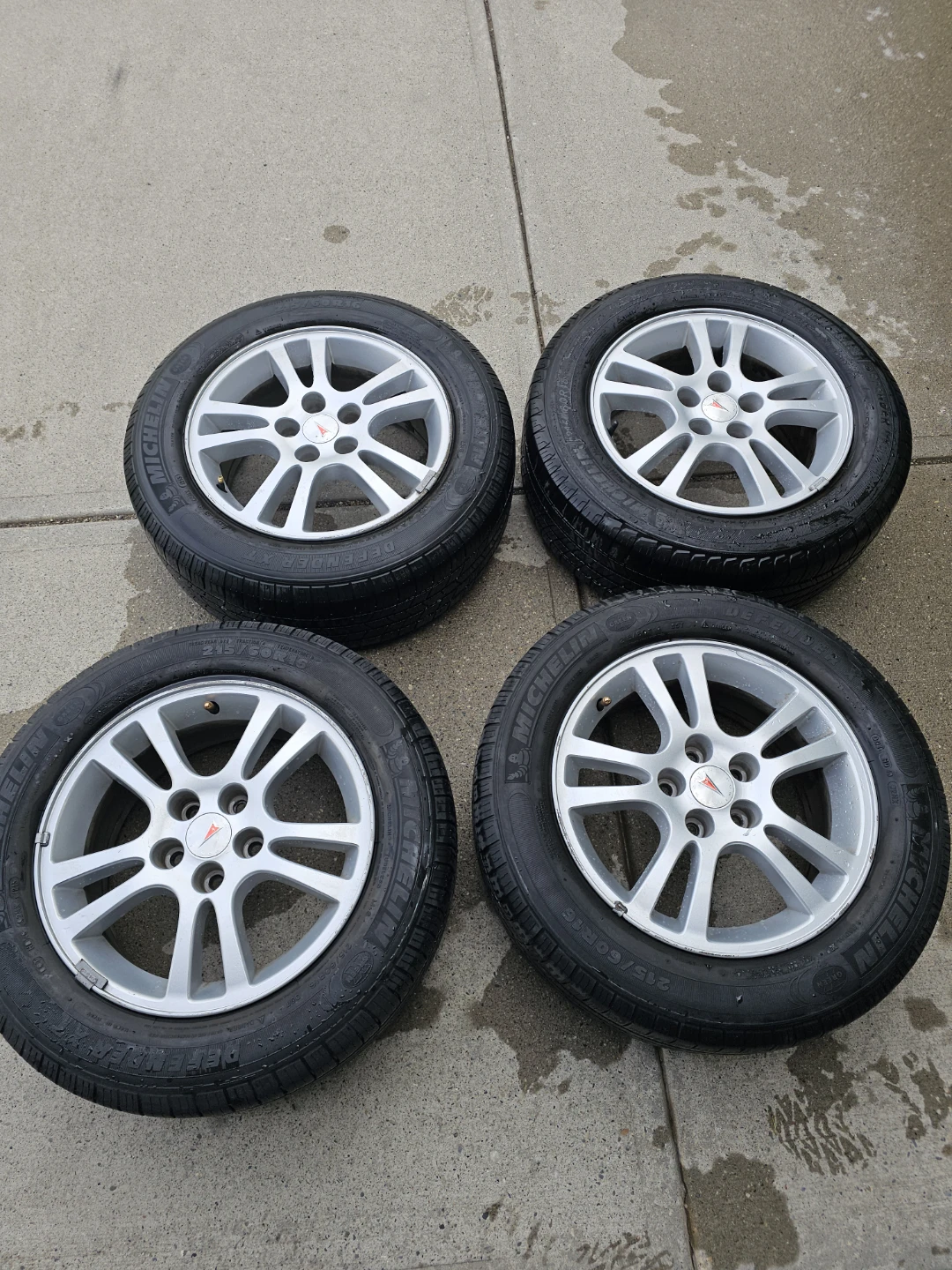 Michelin Tires with with Original Pontiac g6 2006 Rims