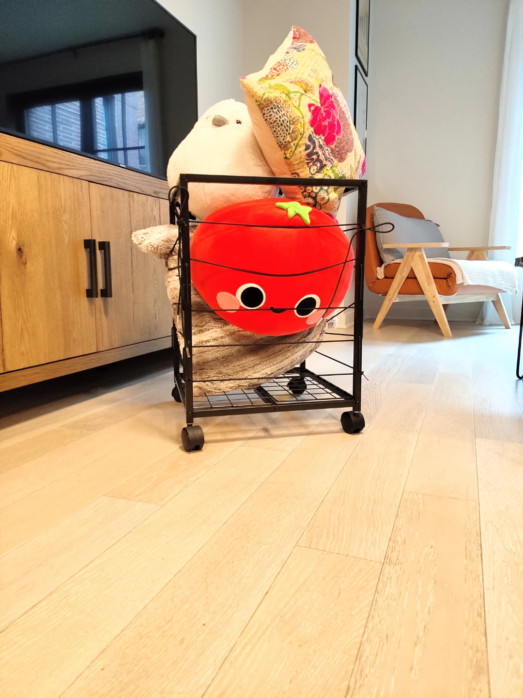 Metal frame with durable elastic band cart