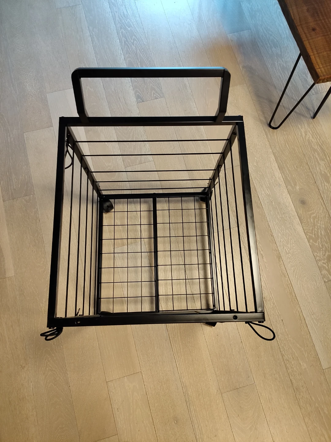 Metal frame with durable elastic band cart - photo 4