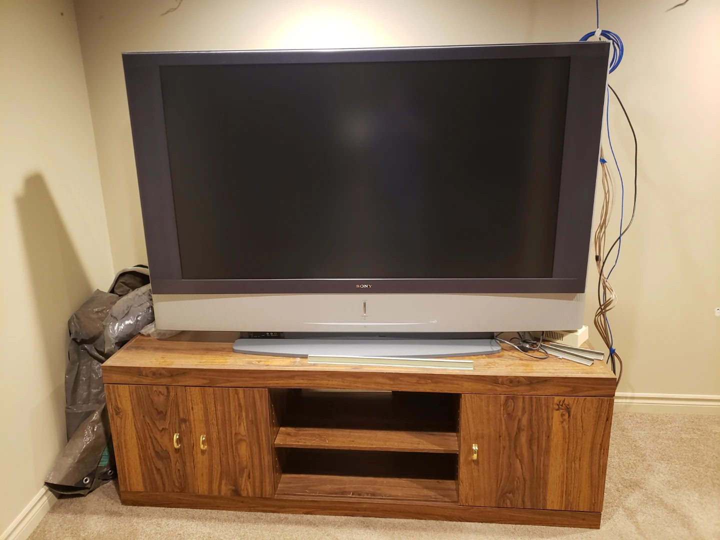 Sony rear projection television