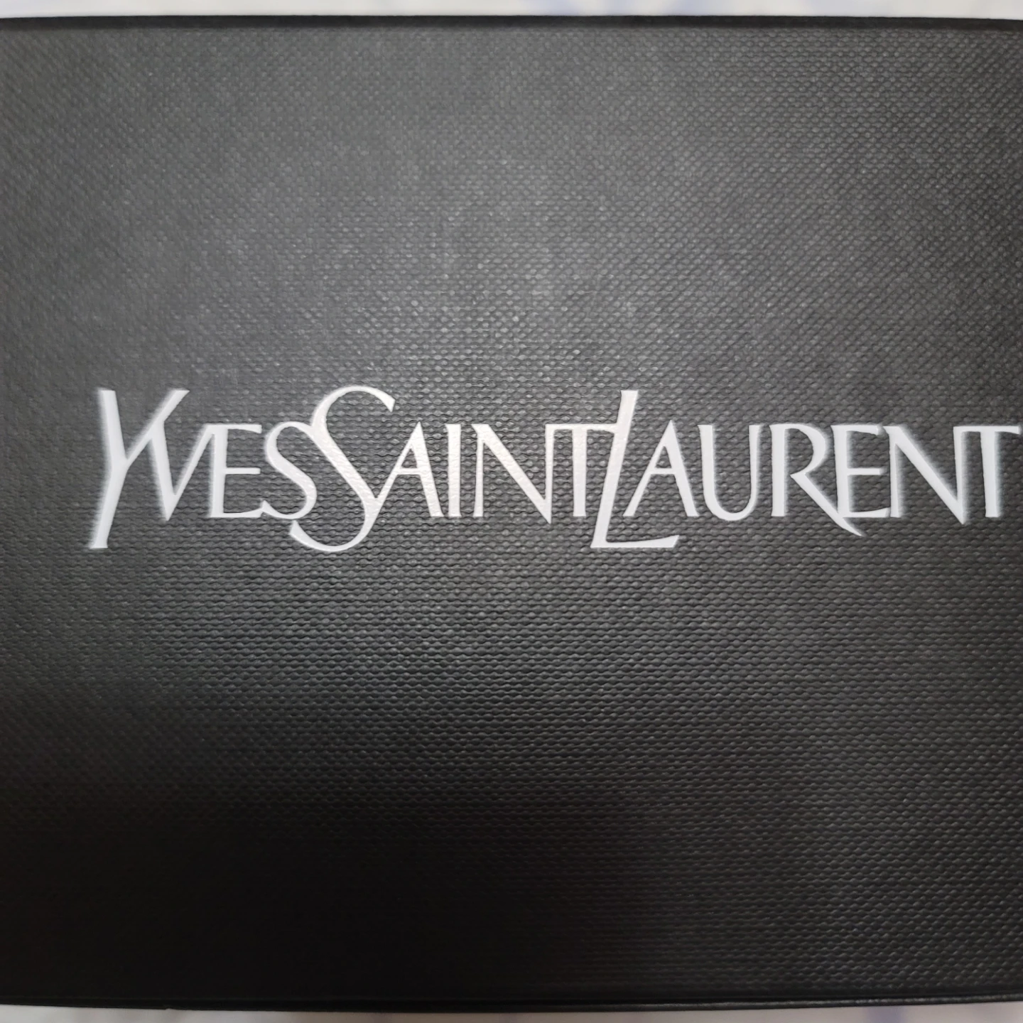 Yves Saint Laurent Black Box - photo 2