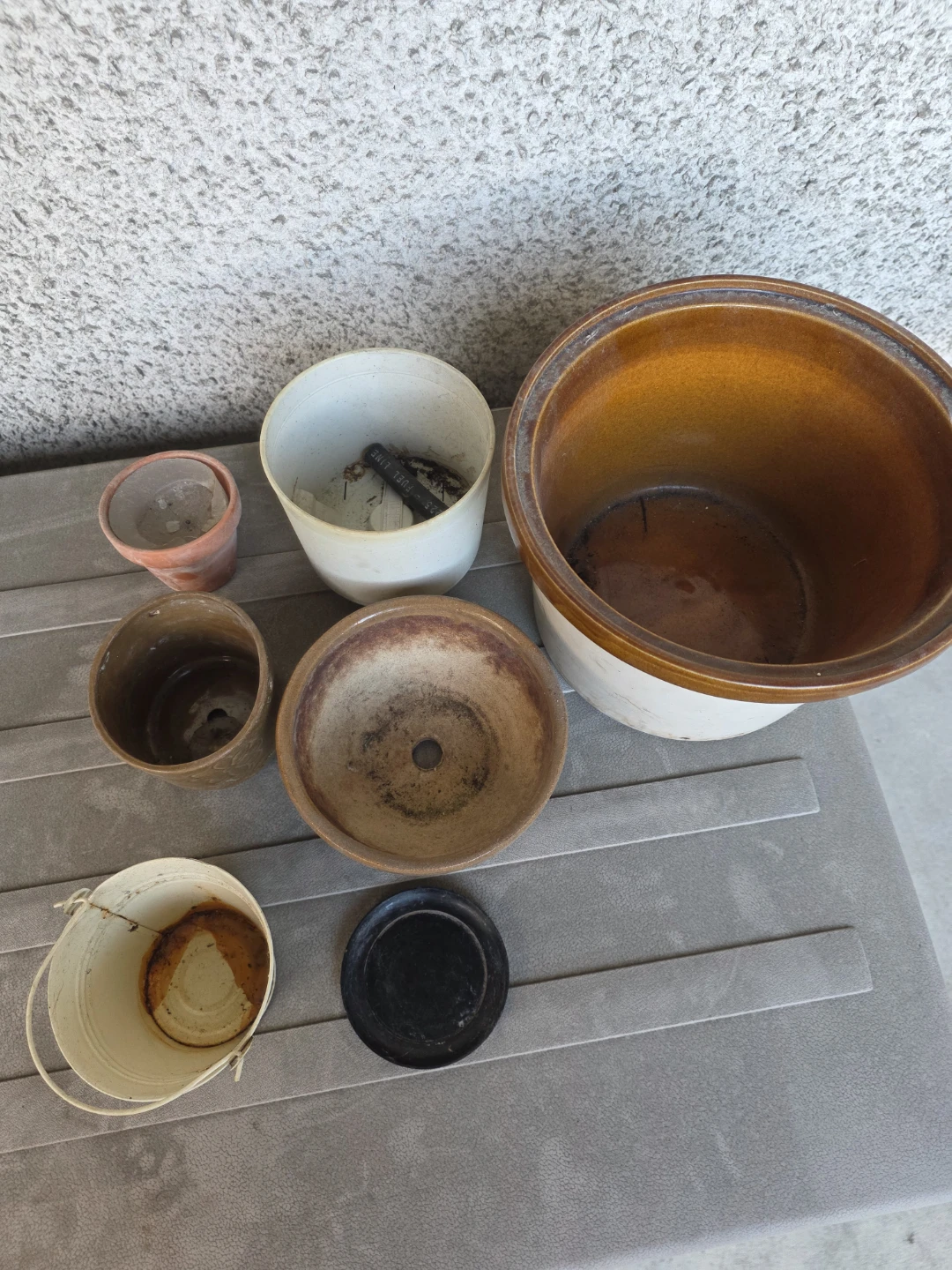 Assorted Plant Pots and Bucket - photo 2