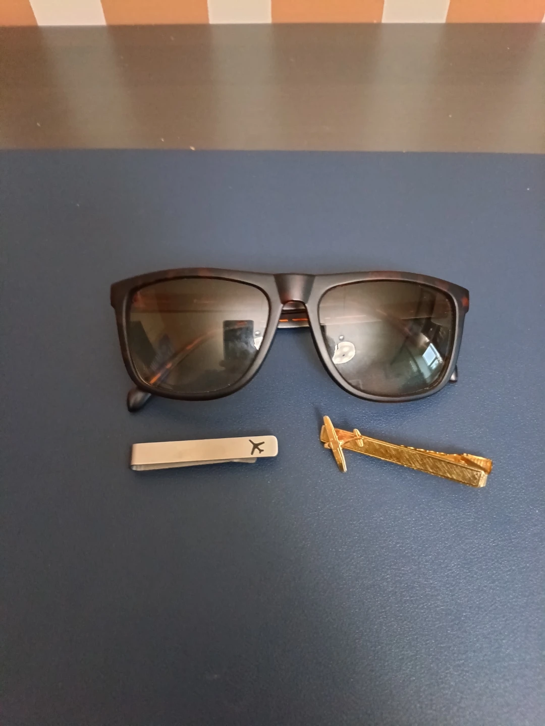 Fossil Sunglasses with Tie Clips - photo 2