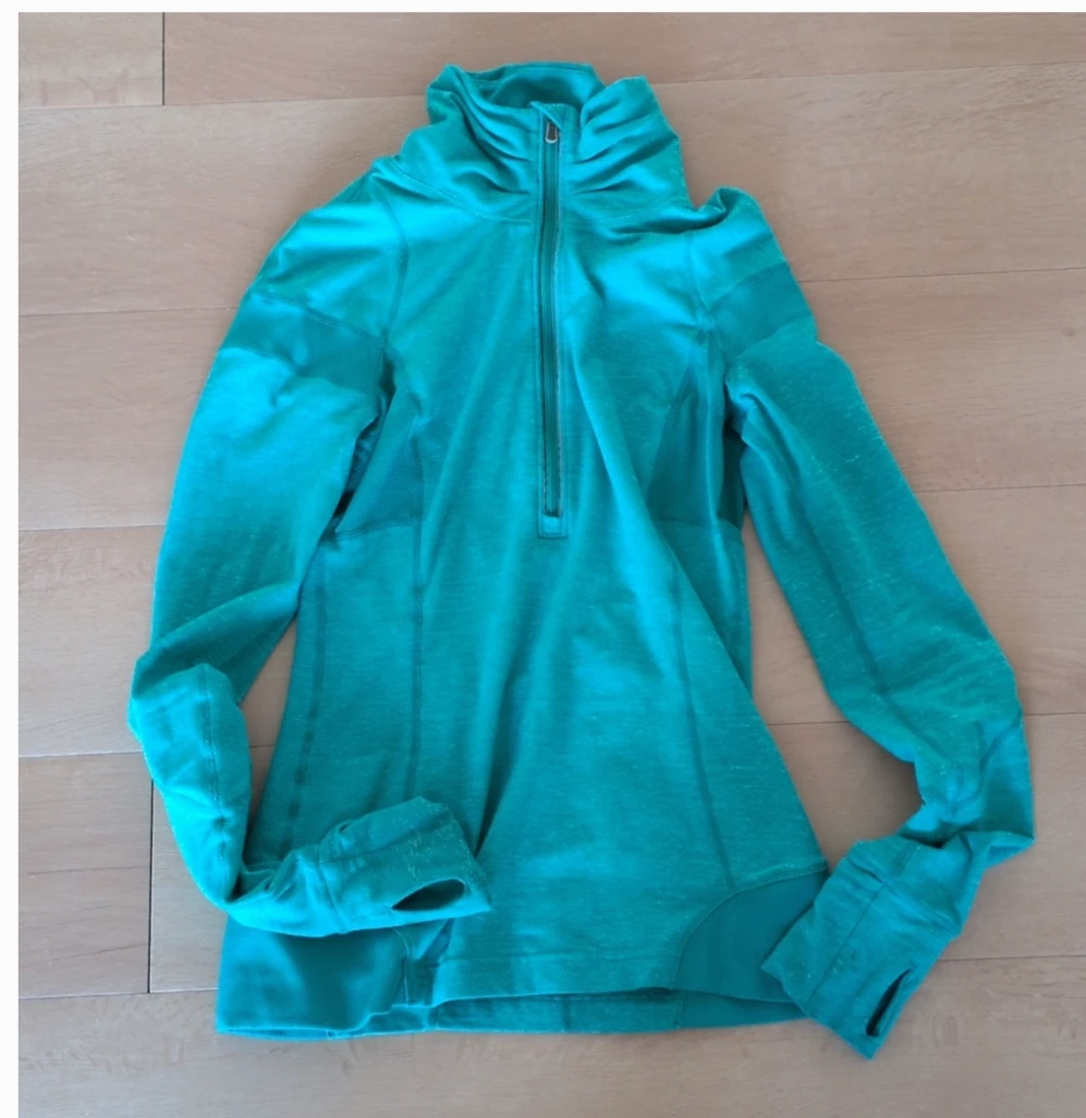 Teal Long Sleeve Top Vintage Lululemon sz 4