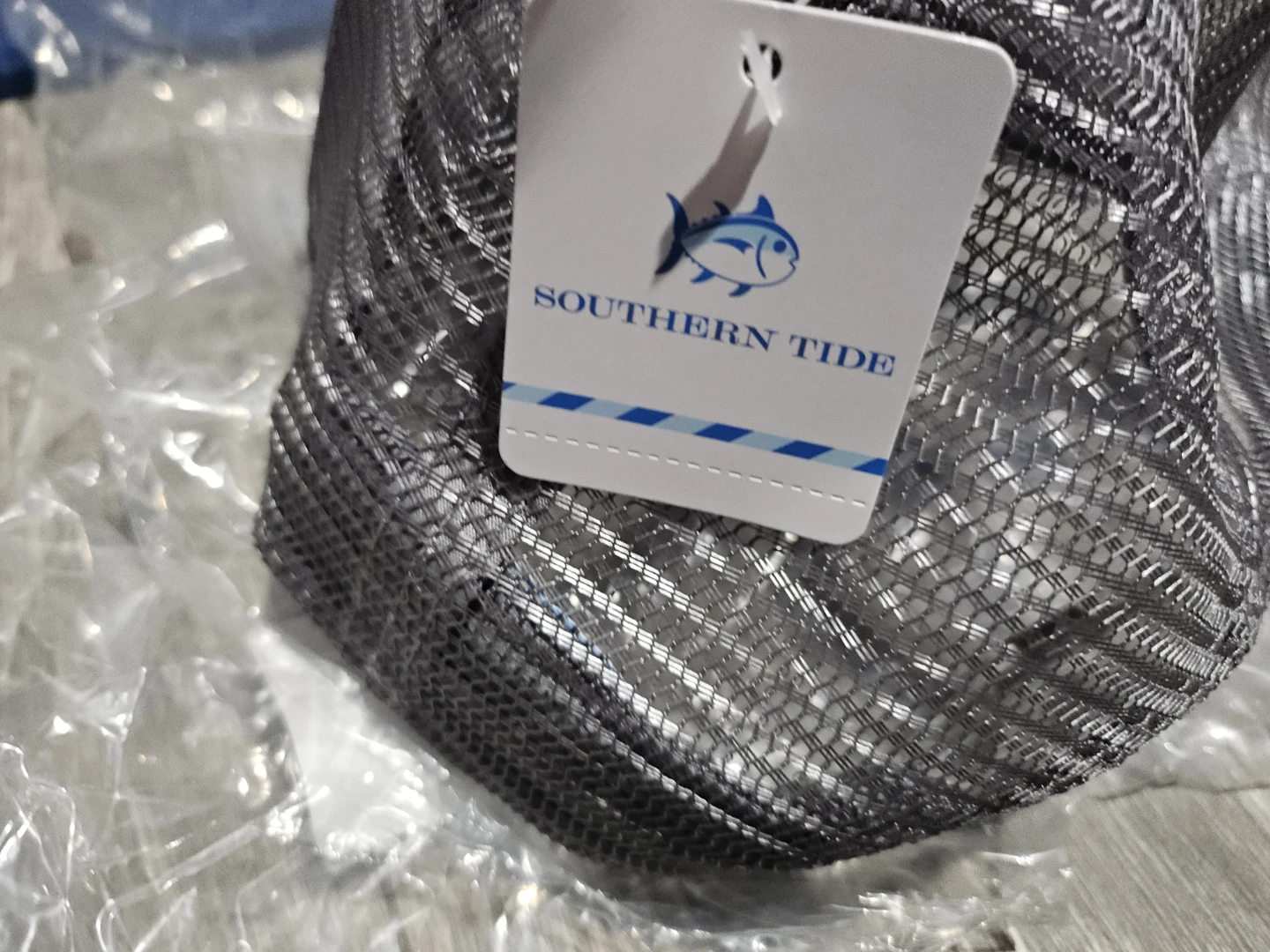 Southern Tide The Skipjack Trucker Hat - photo 3