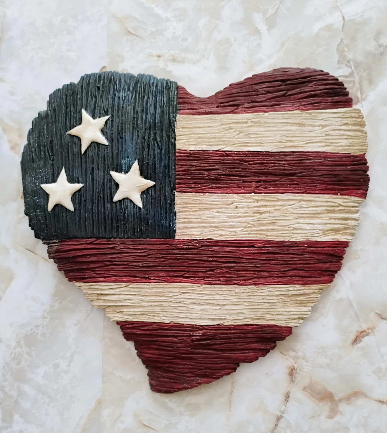 SET OF 3 PATRIOTIC HEART-SHAPED STEPPING STONES - photo 4