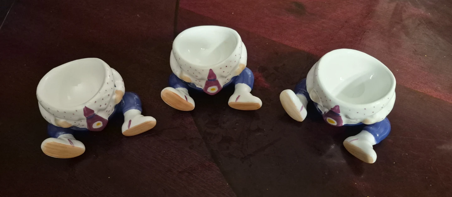 3 Millard Listre Humpty Dumpty Ceramic Egg Cups