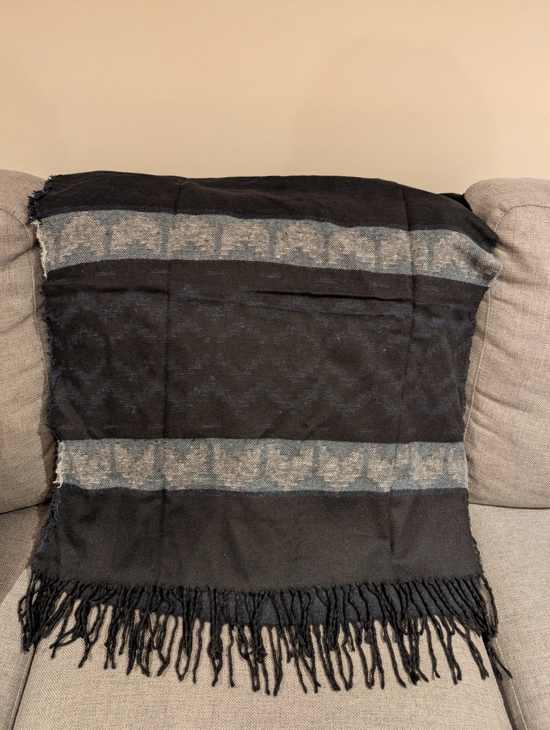 Light peach Plaid and blue/black fall scarfs - photo 4