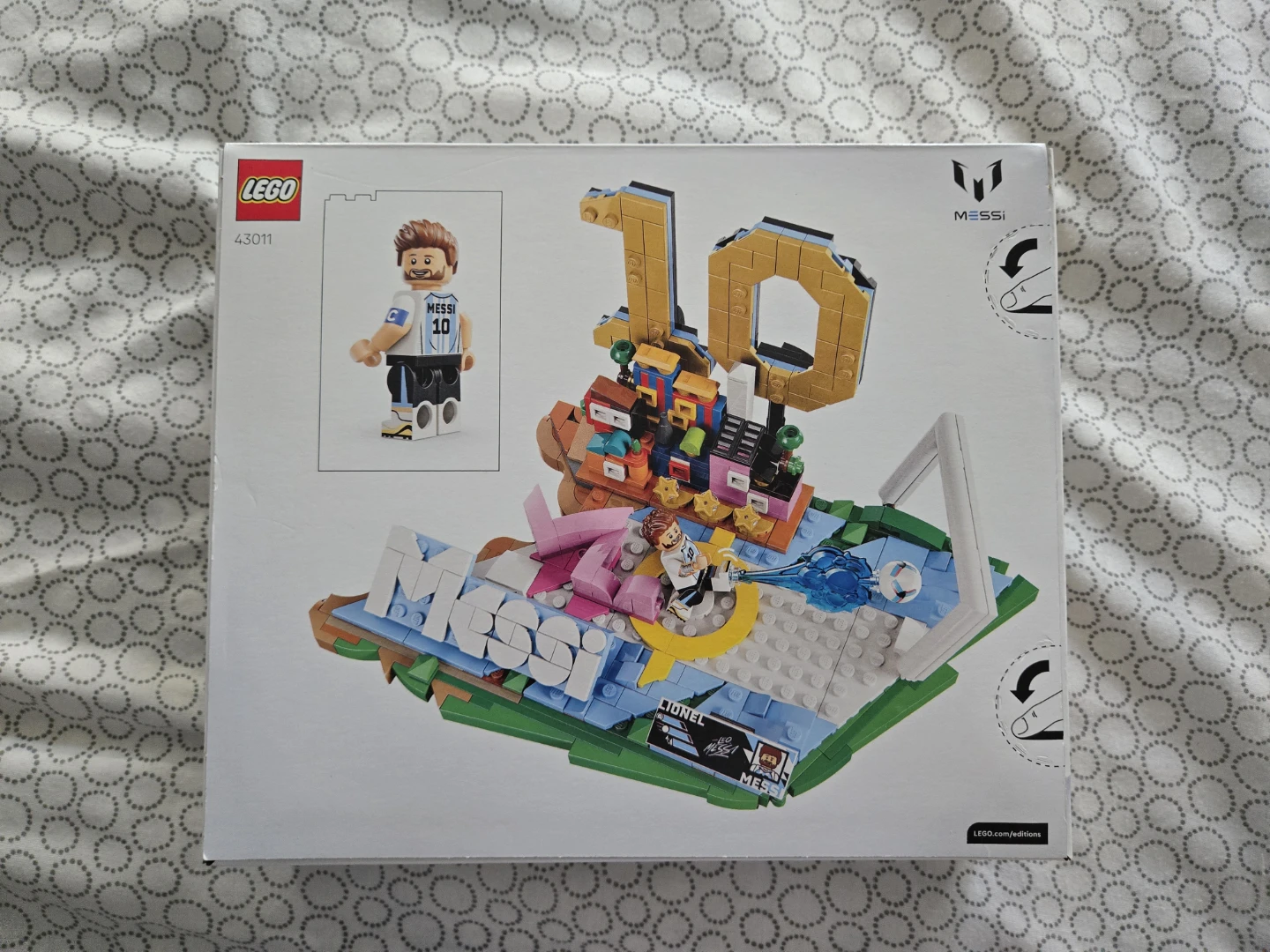 LEGO 43011 Lionel Messi - Soccer Highlights Building Toy
