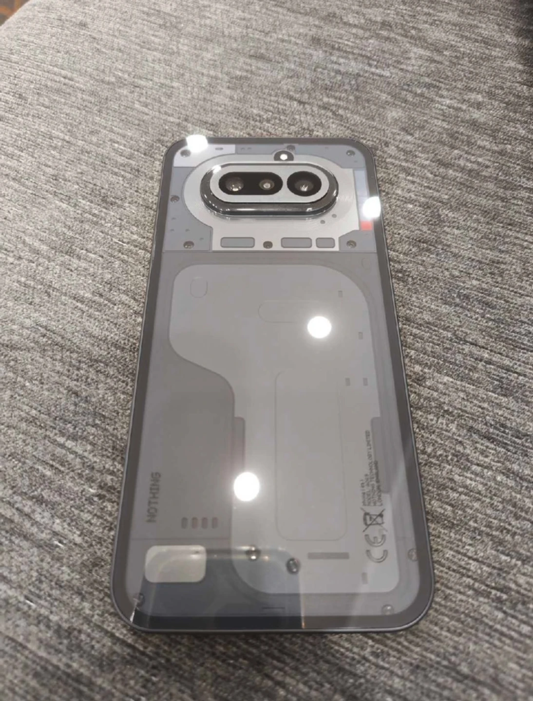 Nothing Phone (4a) - 128GB near perfect condition - photo 2