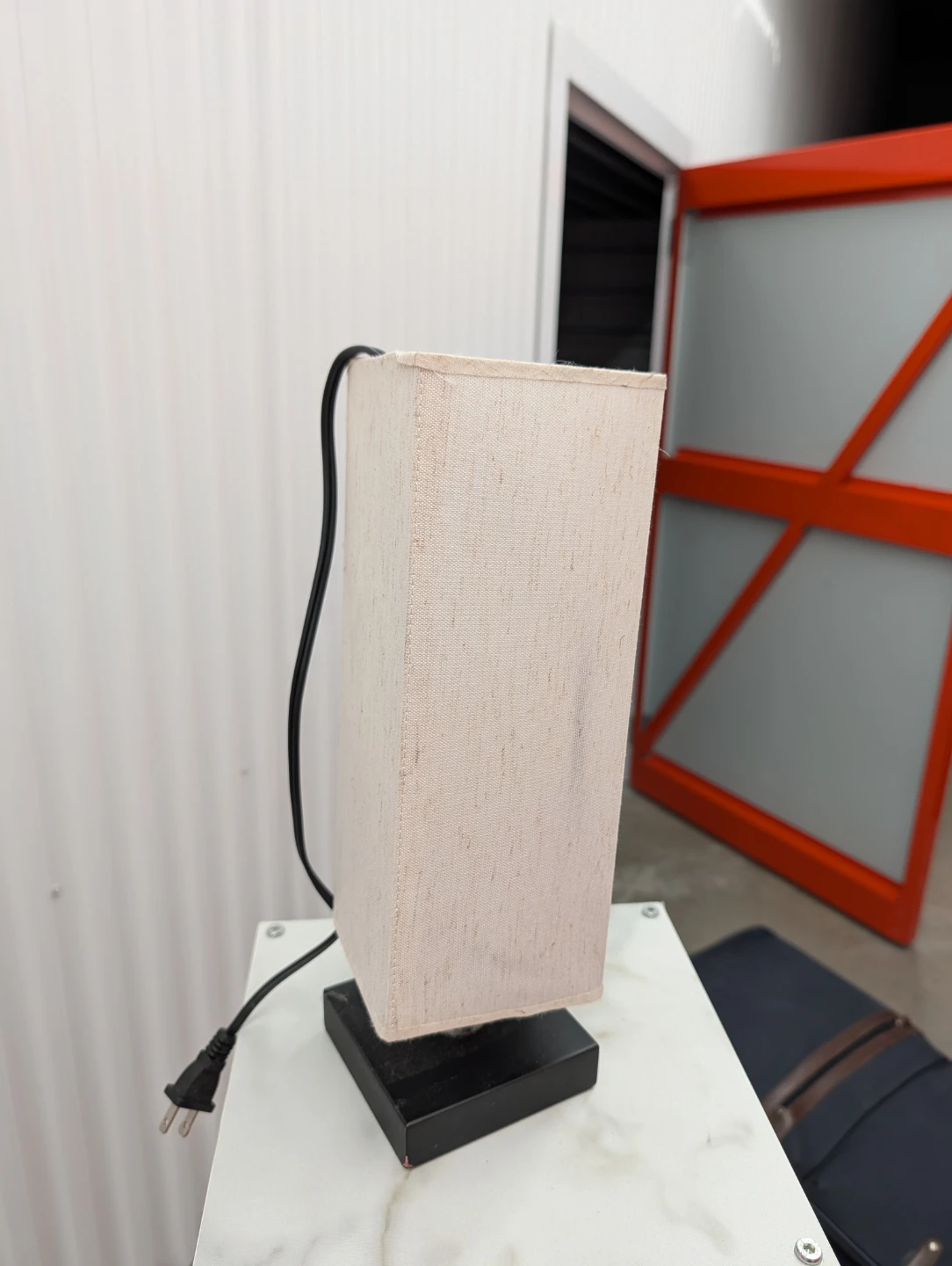 Modern Table Lamp with Linen Shade - photo 3