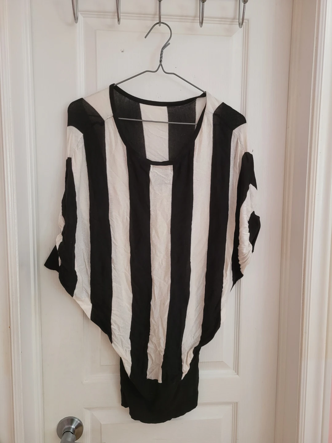 Black and White Striped Batwing Sleeve Top