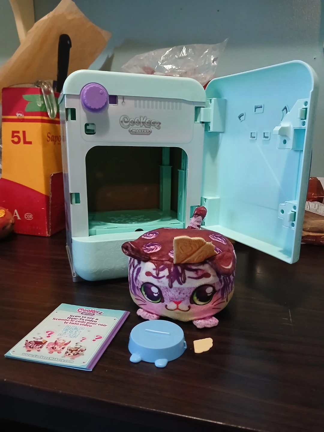 Cookeez Makery Plush Toy Fridge Machine