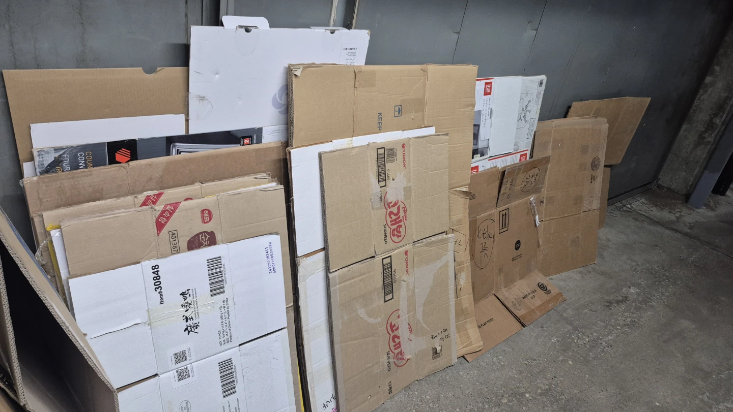 Free moving boxes assorted (20-30 ea)