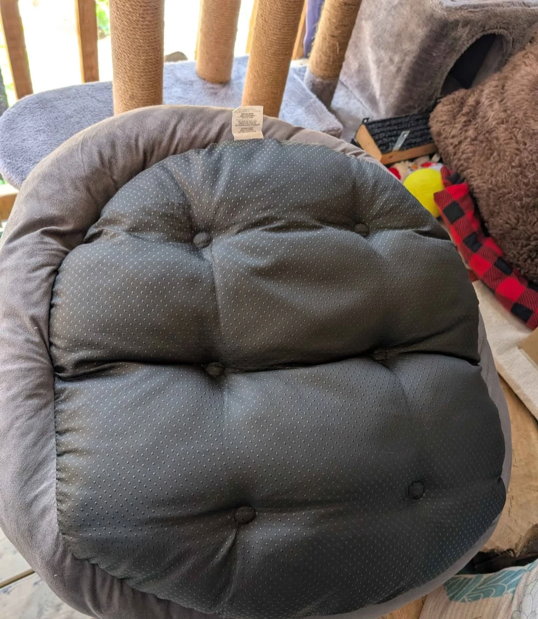 Grey Plush Pet Bed - photo 2
