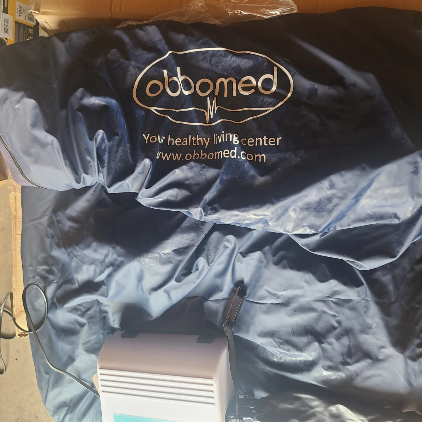 Obbomed Air Mattress with Pump - photo 3