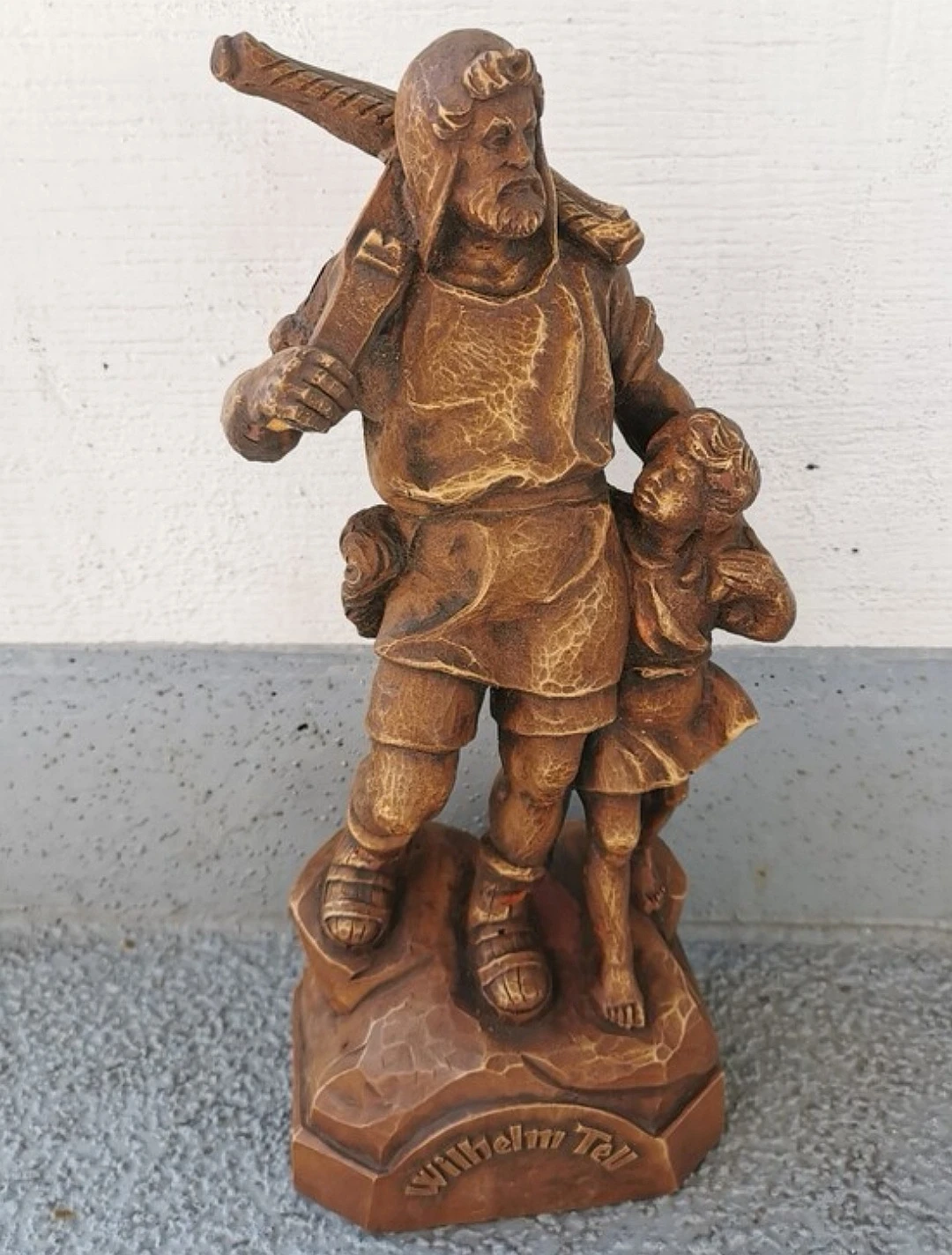 Antique Swiss Brienz-Style Wilhelm Tell Hand-Carved Sculpture