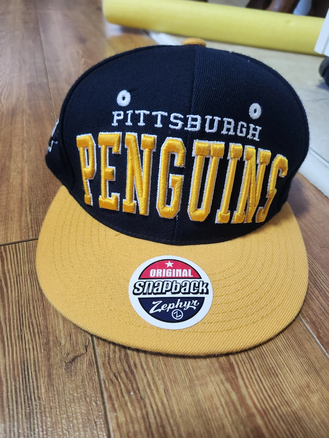 Snapback Hats $5 each - photo 4