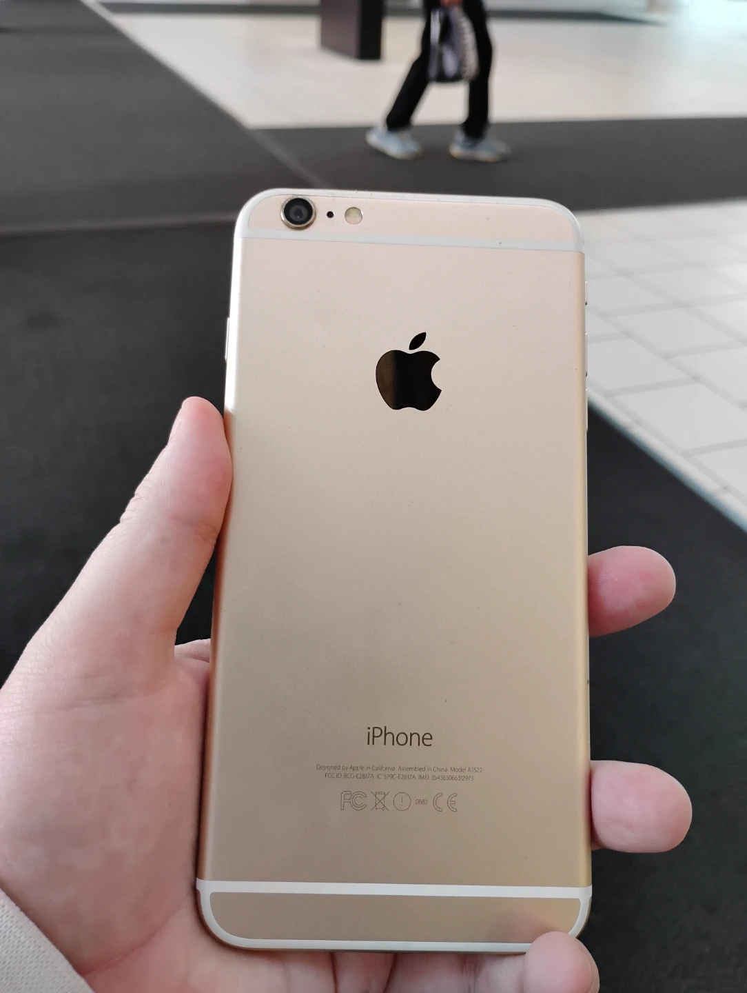 Gold Apple iPhone 6 plus - photo 2