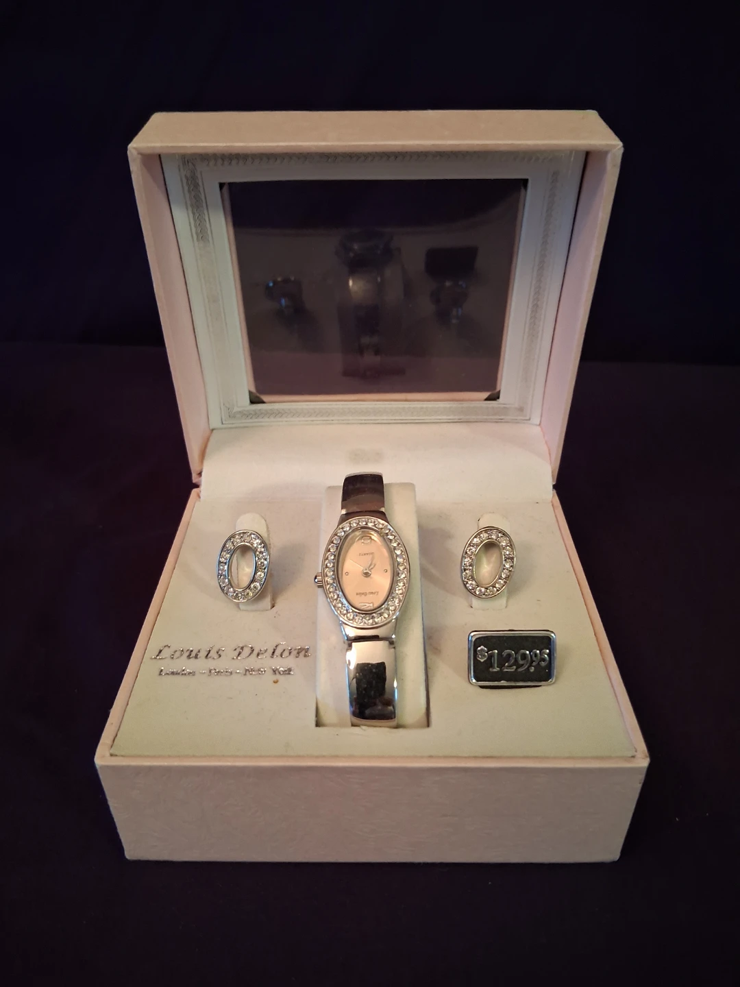 Watch and earring sets - photo 2