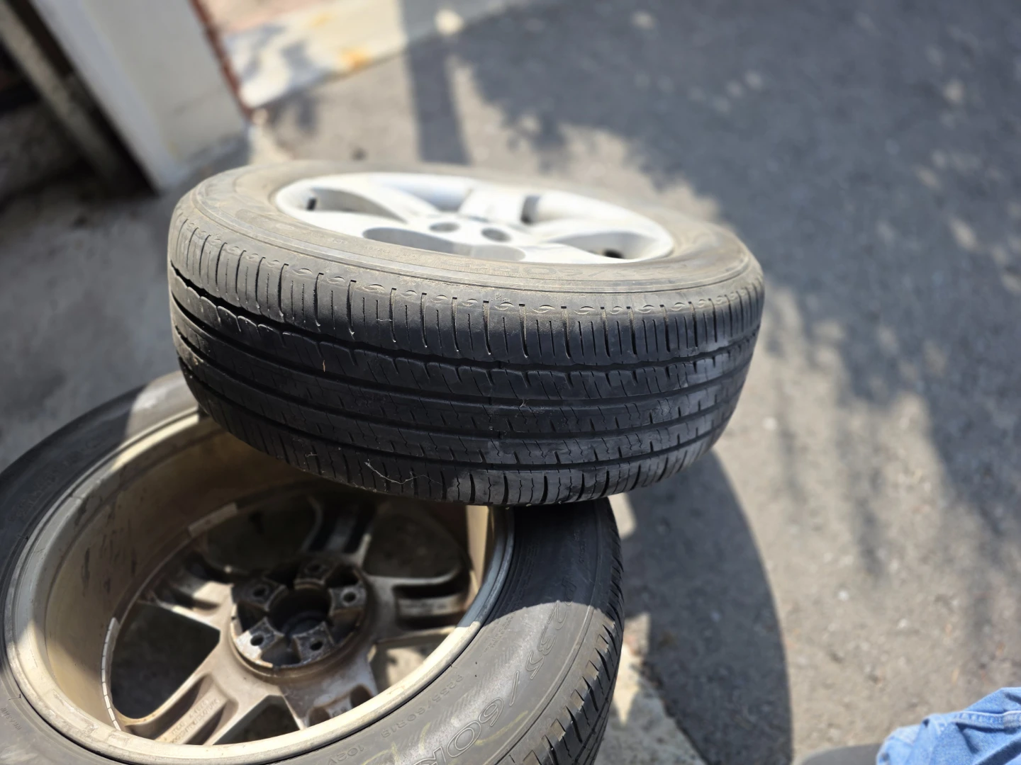 P235/60R18 Tires (Set of 4) - photo 5