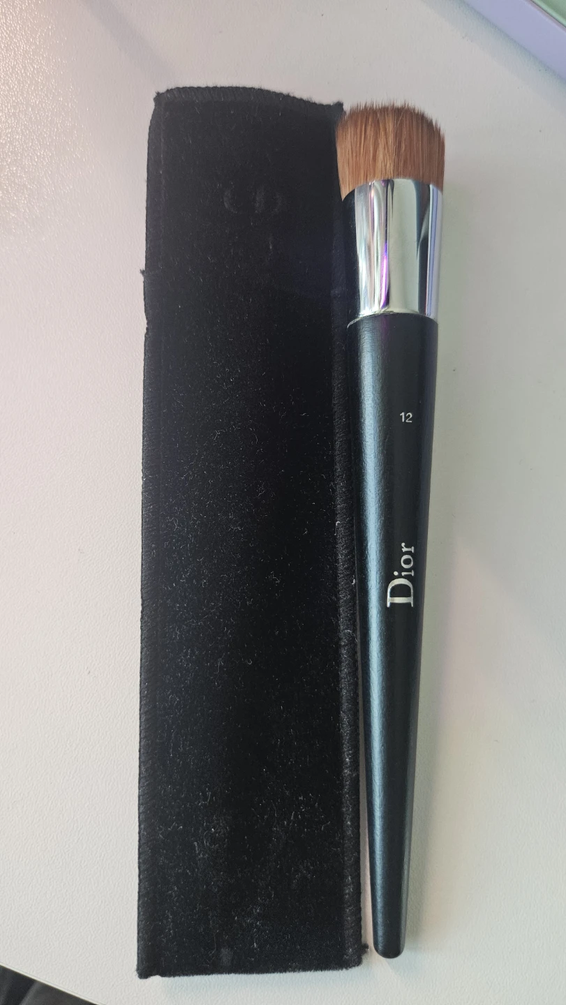 Dior Fluid Foundation Brush n°12