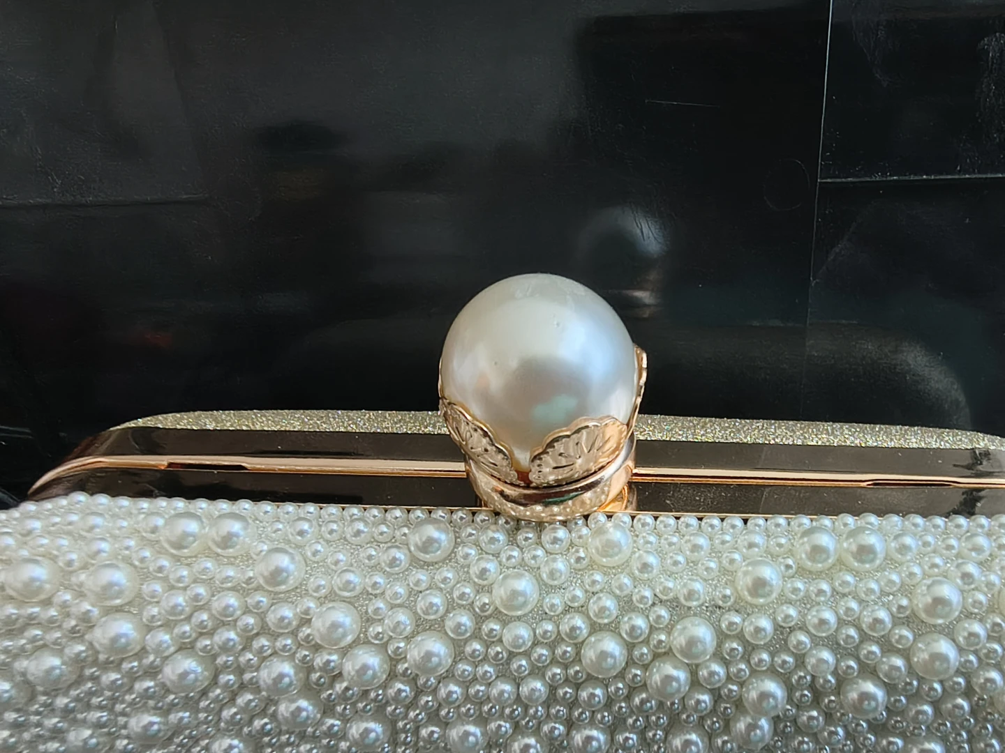 Pearls Evening Clutch Bag with gold back. - photo 2