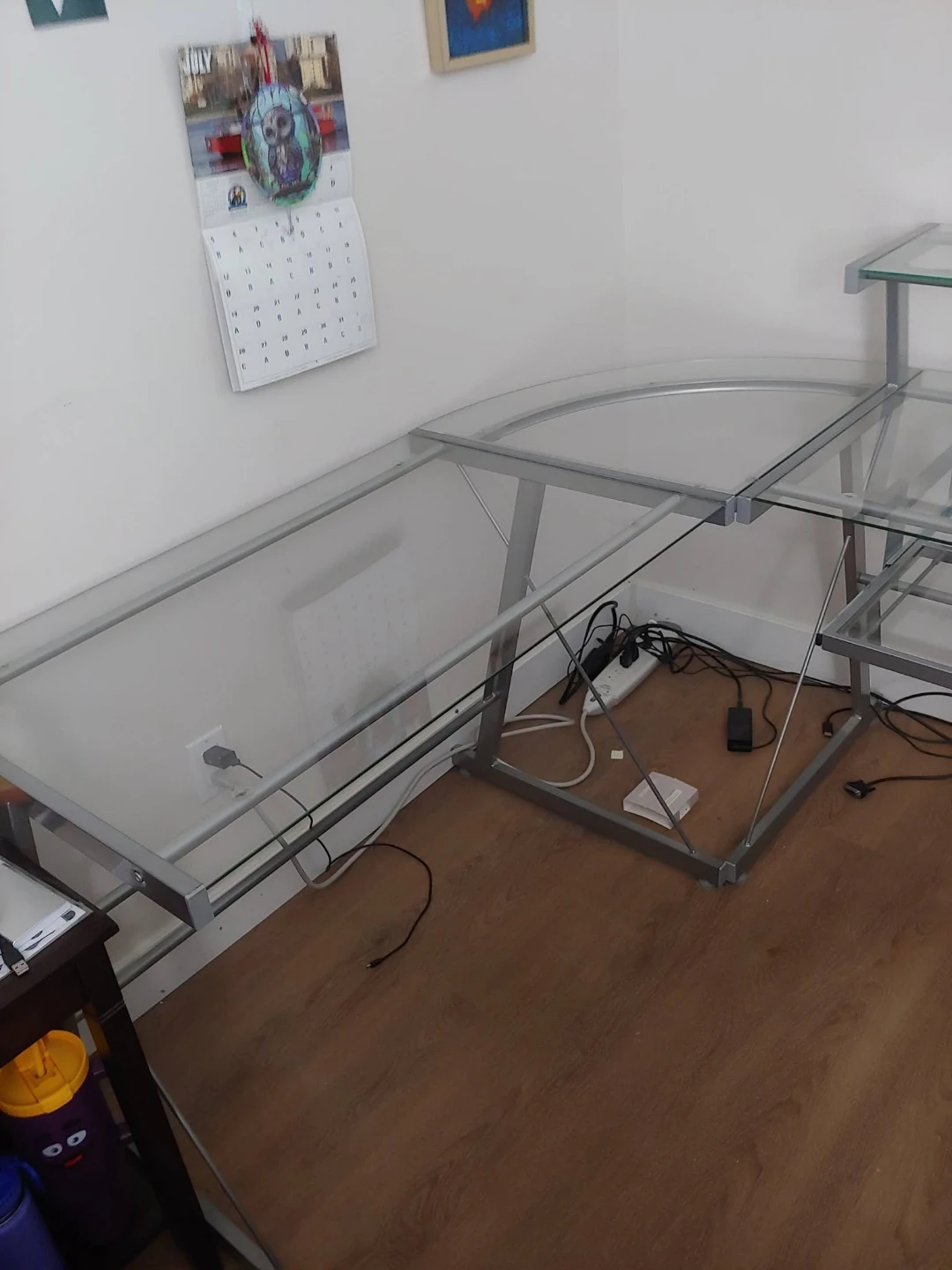 Computer desk