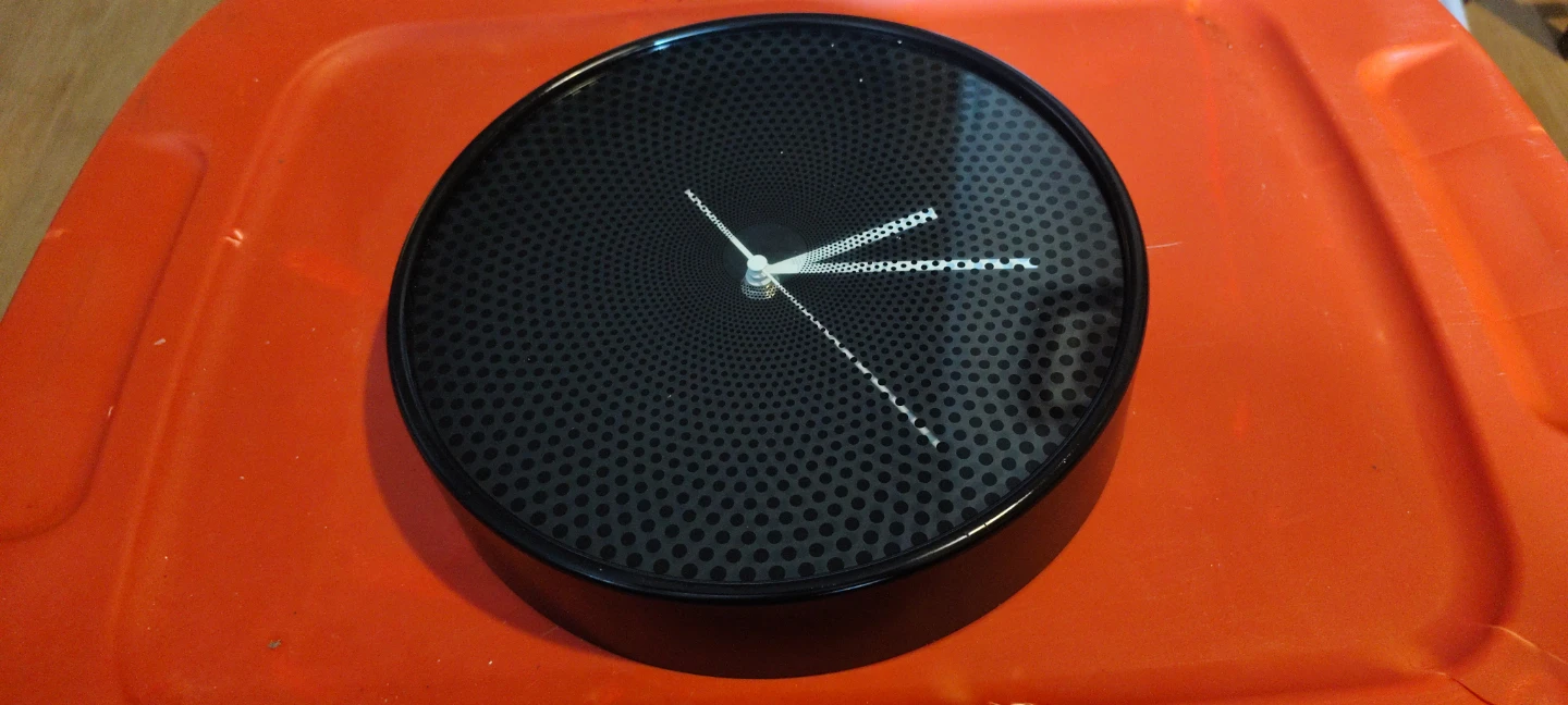 Wall Clock - photo 2