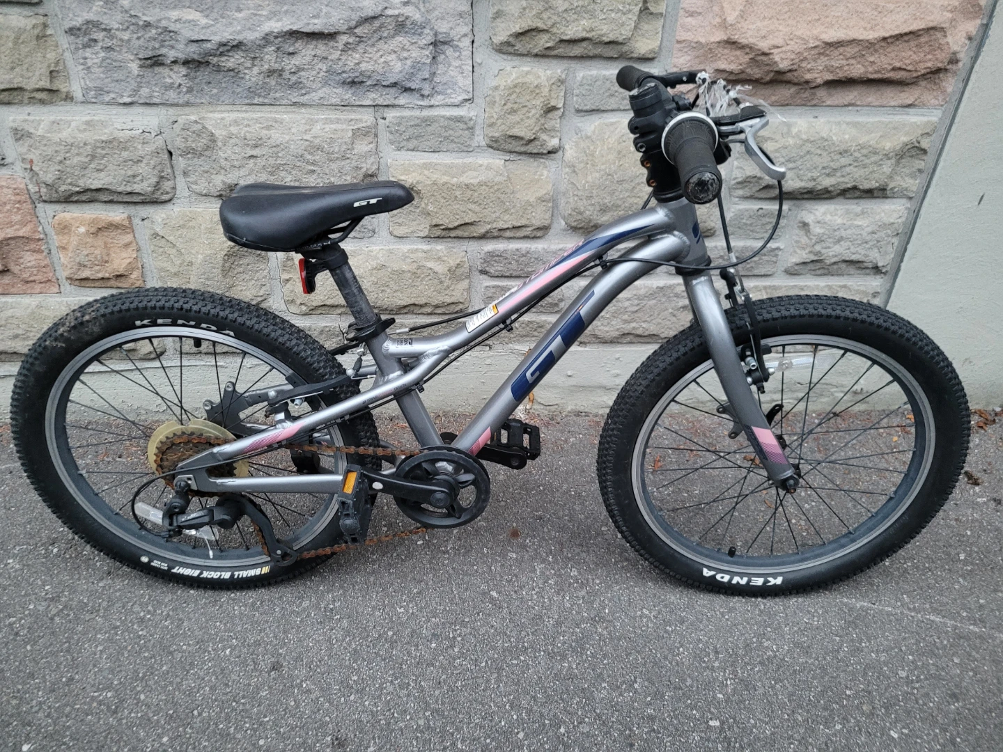 GT Kids Mountain Bike