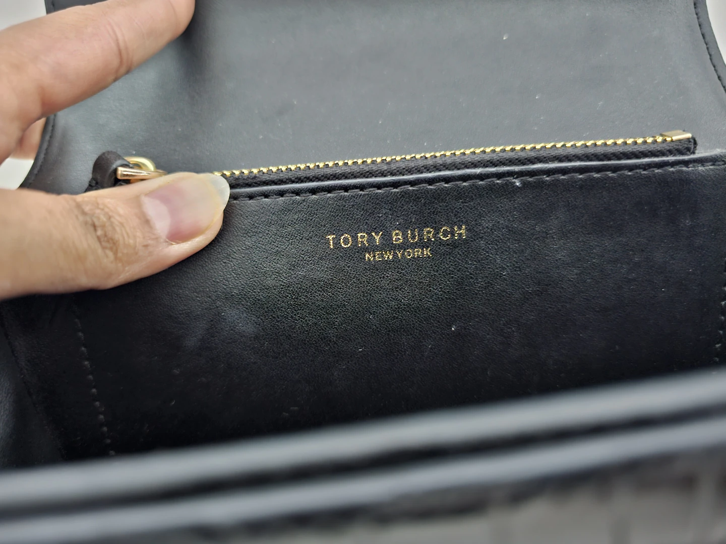 Authentic Tory Burch Bag for Sale - PRICE FIRM - photo 3