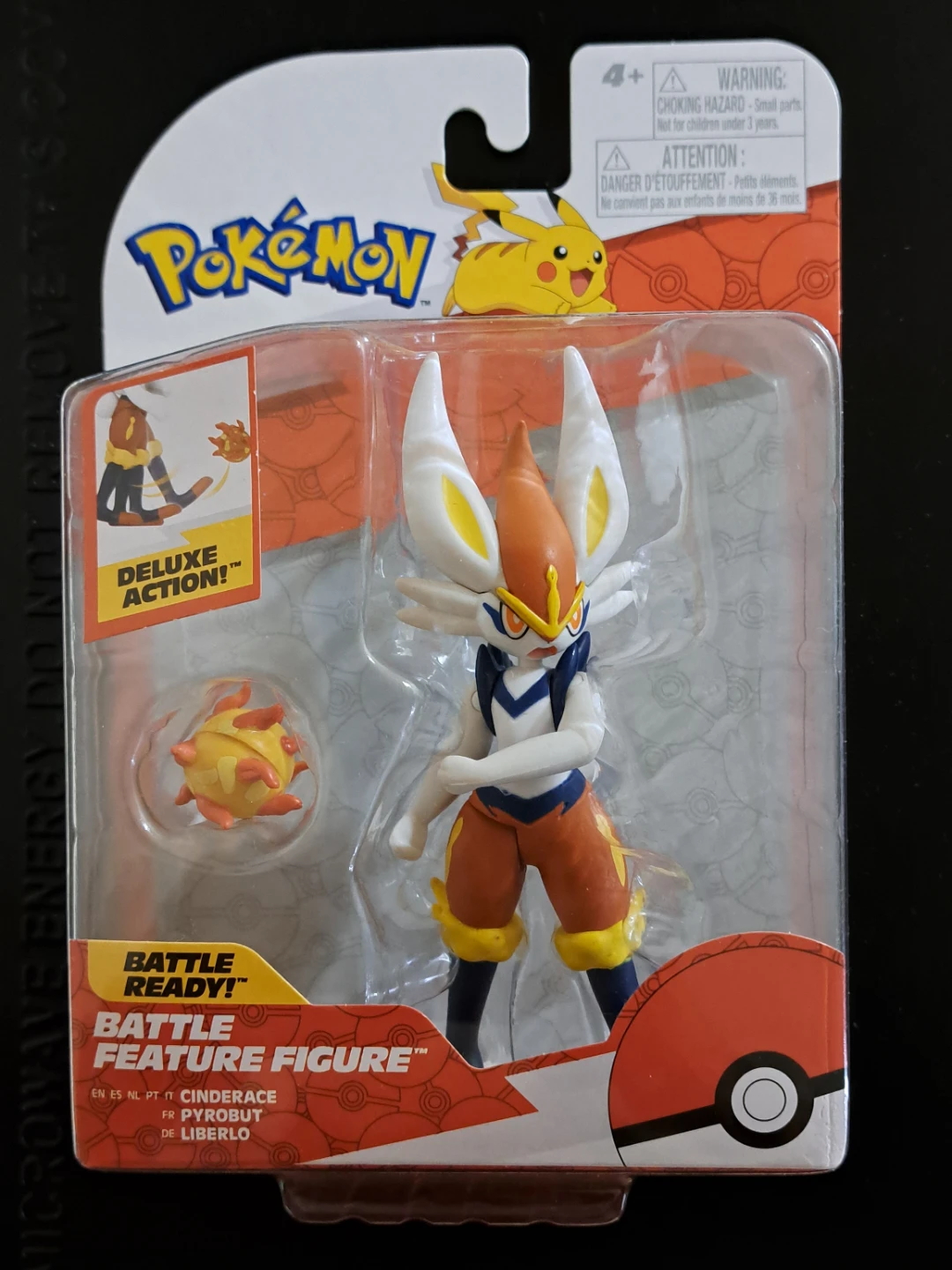 Pokemon Cinderace Battle Feature Figure