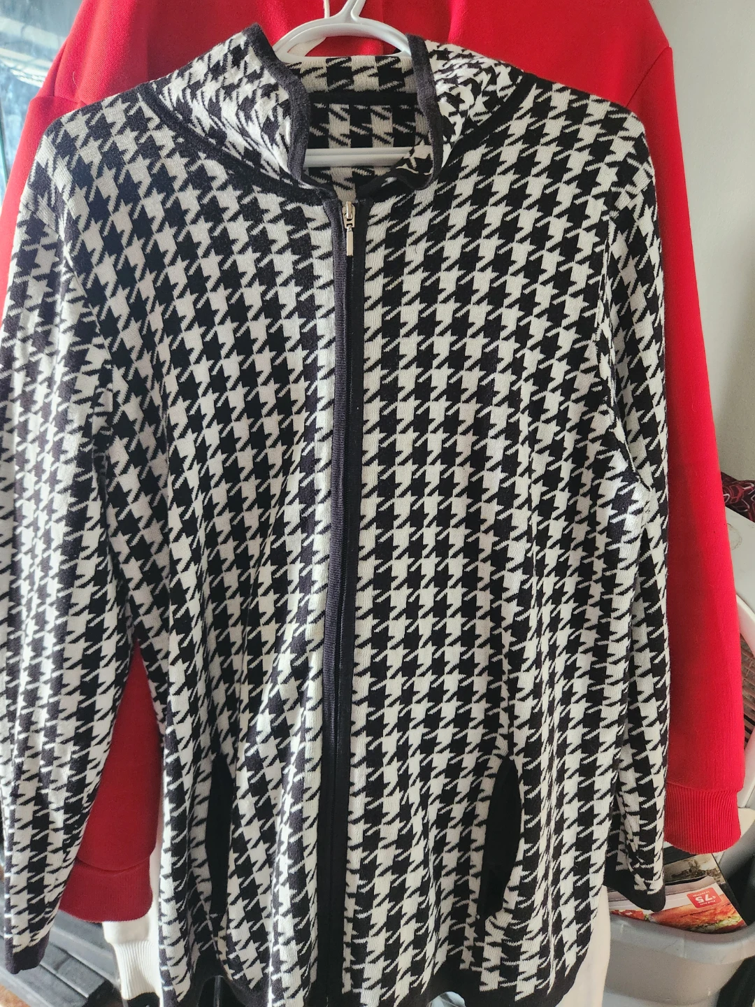 Houndstooth Zip-Up Cardigan