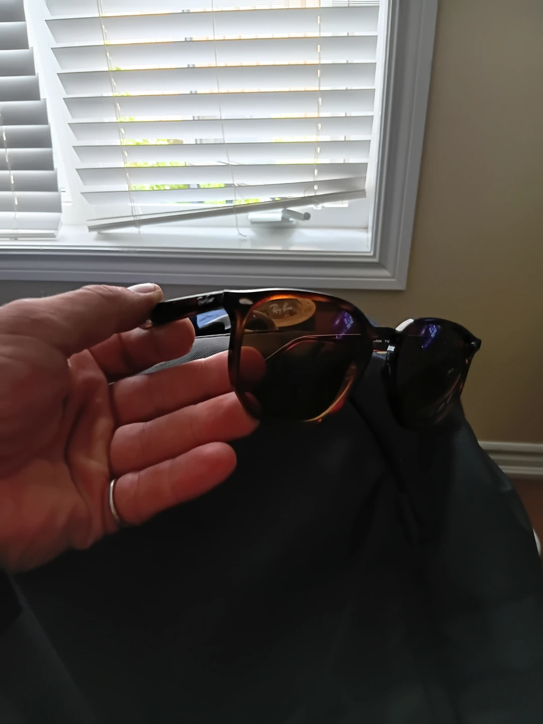 Ray-Ban Wayfarer Sunglasses - photo 2