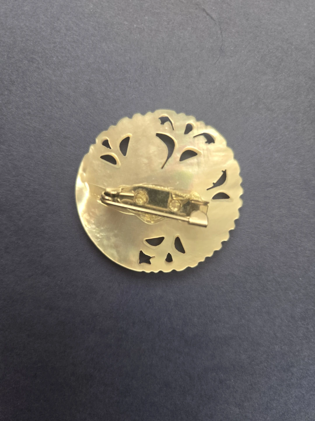 Mother of Pearl Brooch Handcarved - photo 3