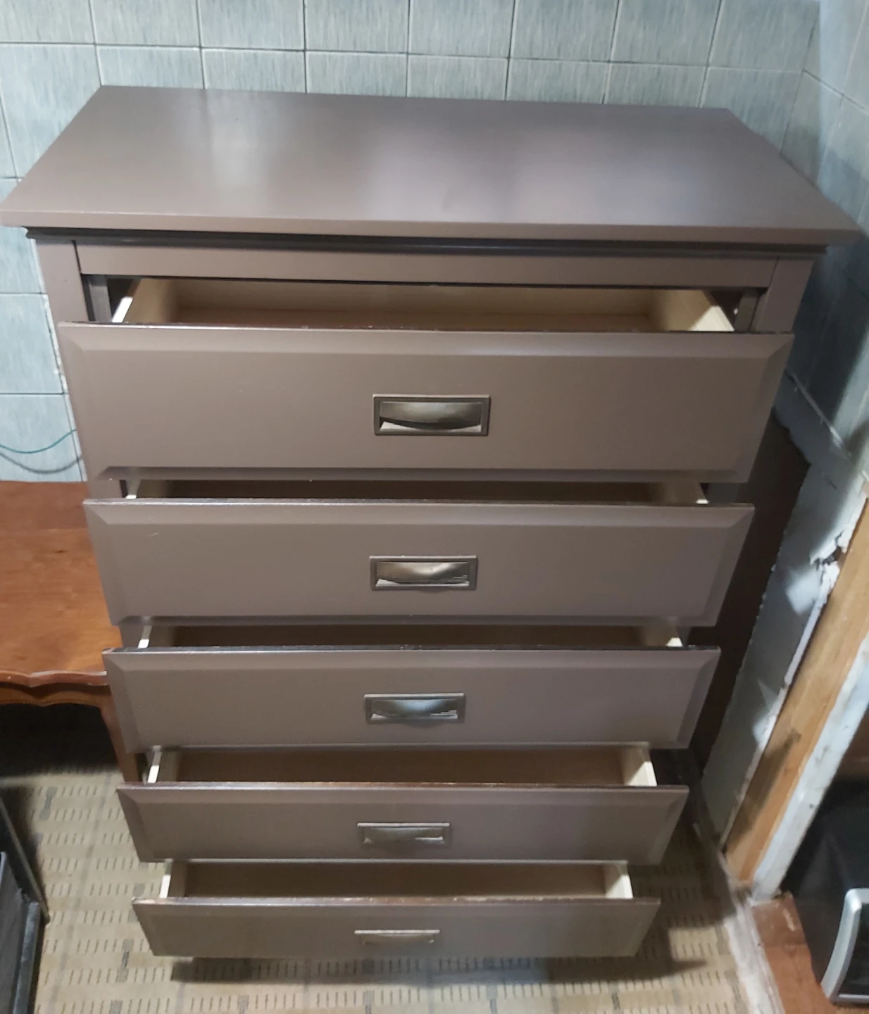 Brown 5-Drawer Dresser - photo 2