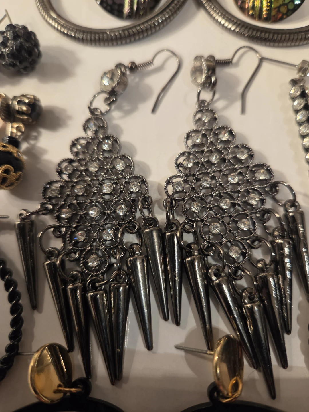 Assorted Women's Earrings Bundle - photo 2