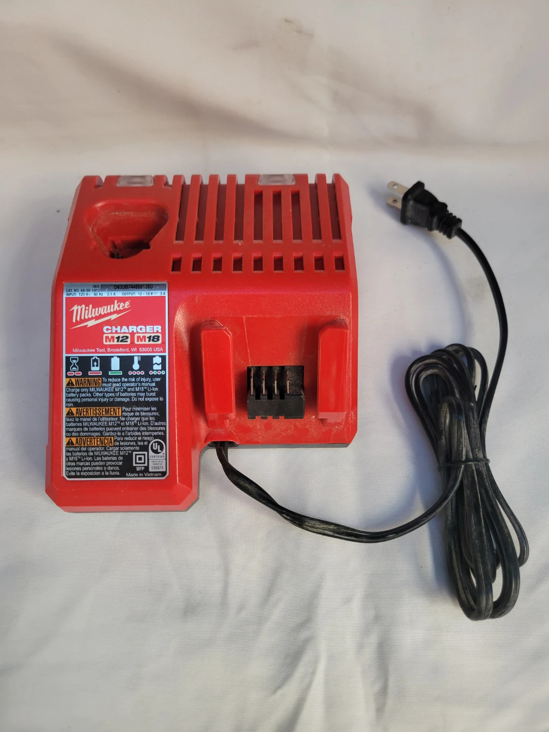 Milwaukee M12 & M18 Battery Charger Brand New