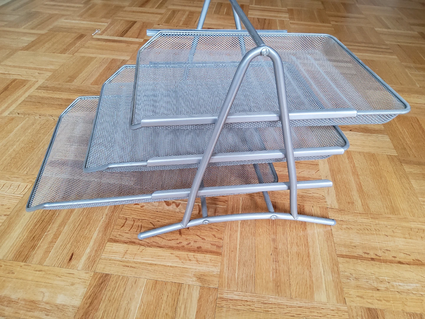 Silver Metal Mesh Letter Sorter