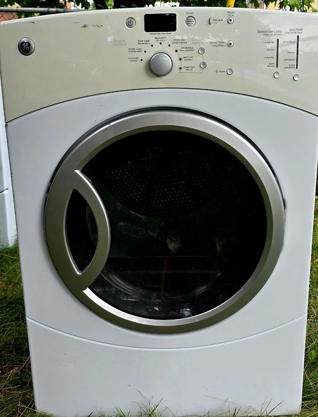 GE washing machine and dryer - photo 2