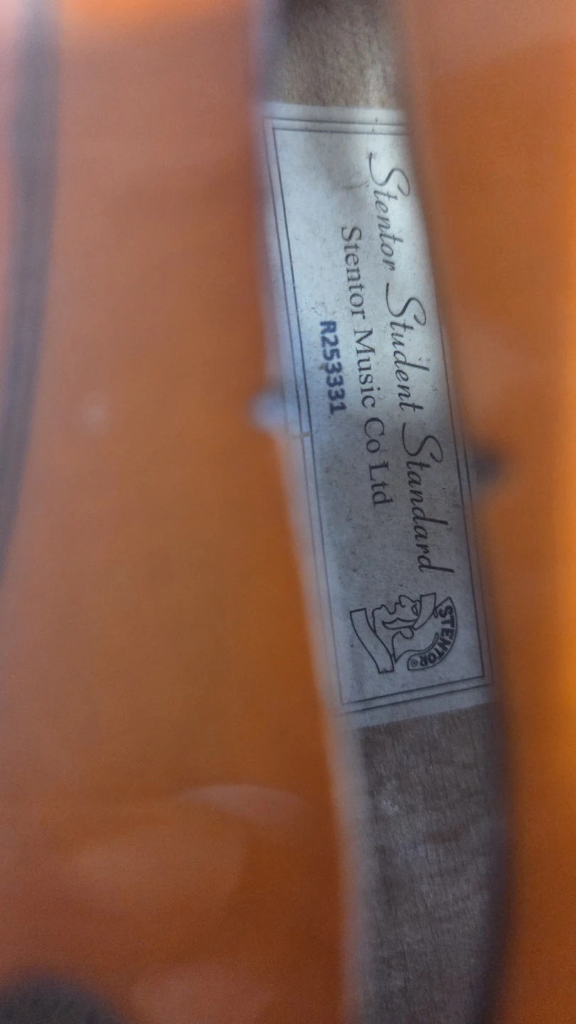 Stentor Student Standard Violin with Case and Accessories - photo 5