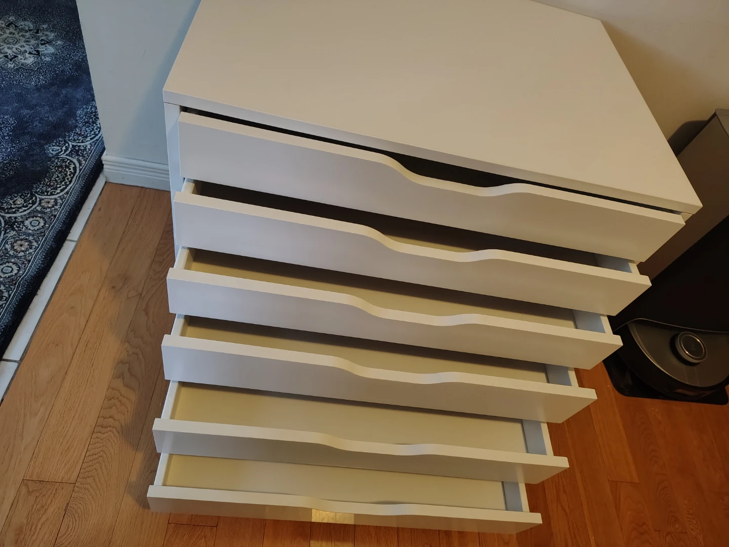 White 6-Drawer Rolling Cabinet