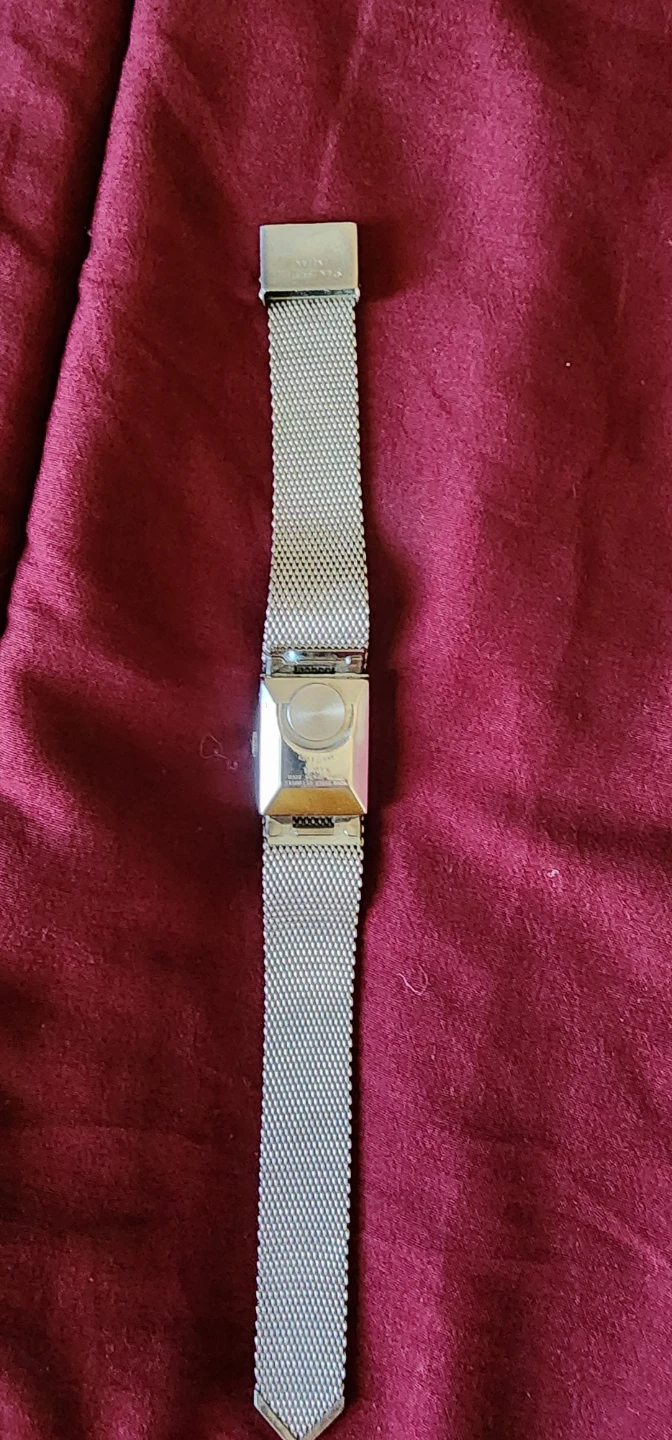 Vintage- Timex Electric Watch Stainless Steel Mesh Band - photo 3