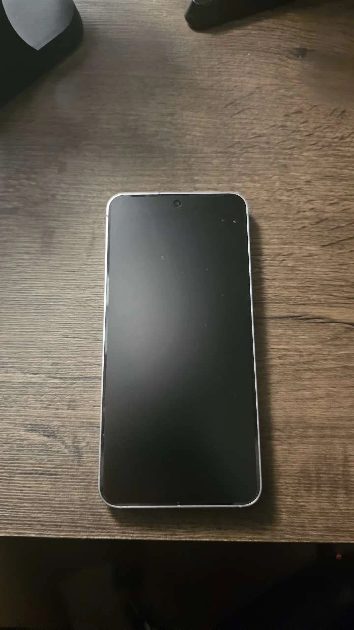 Samsung Galaxy S25 Smartphone - photo 2