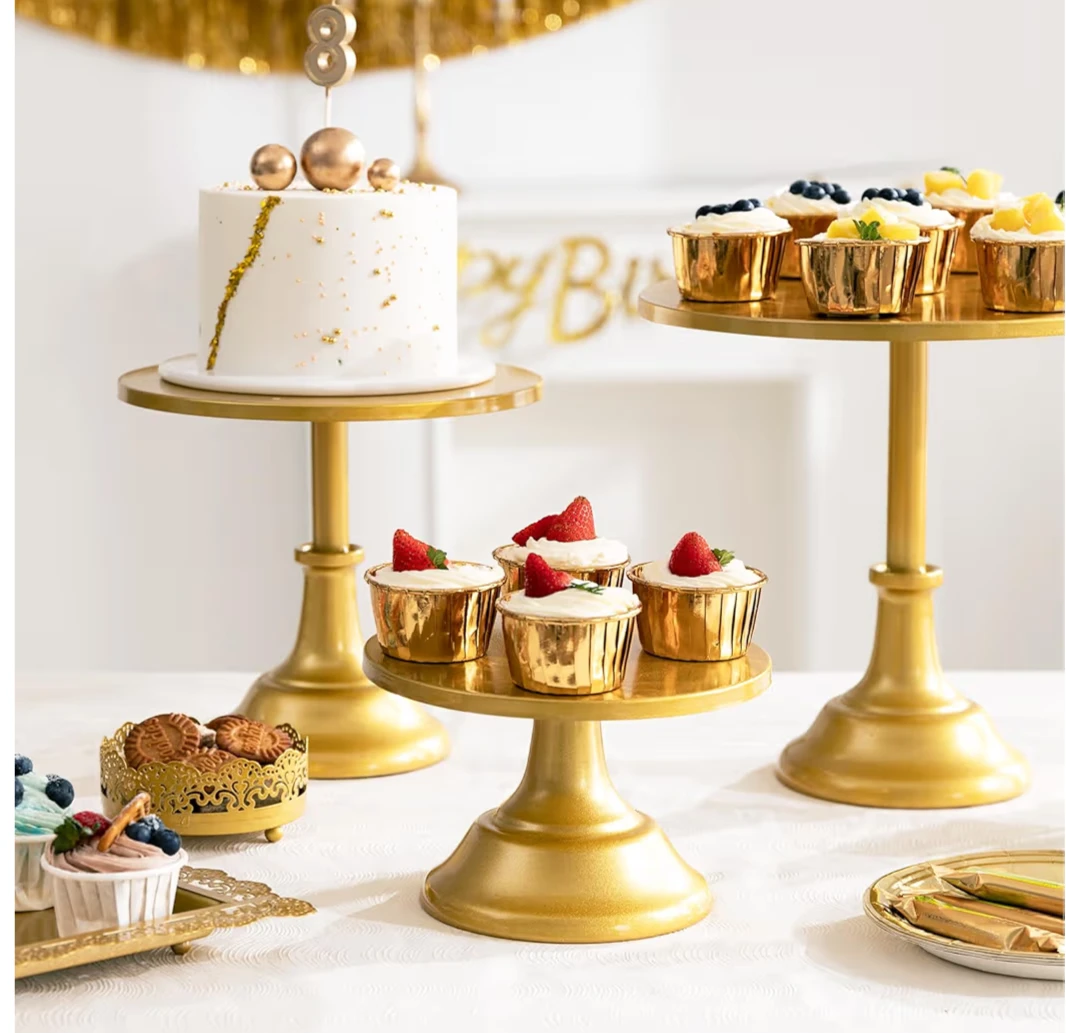 Gold Cake Stand Set - 3 Piece - photo 3