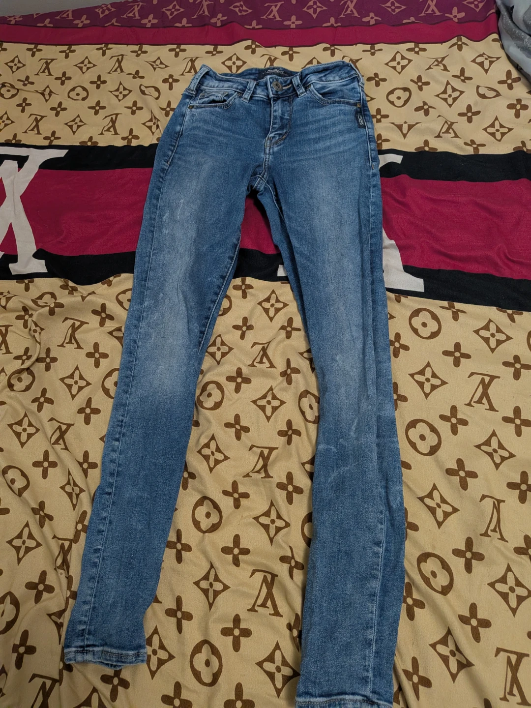 Silver Jeans Women's Blue Denim Jeans