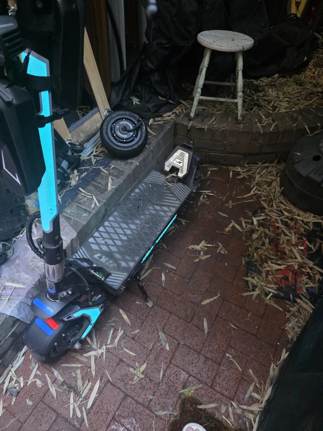 Roadrunner RX7 Scooter plus extra battery - photo 2