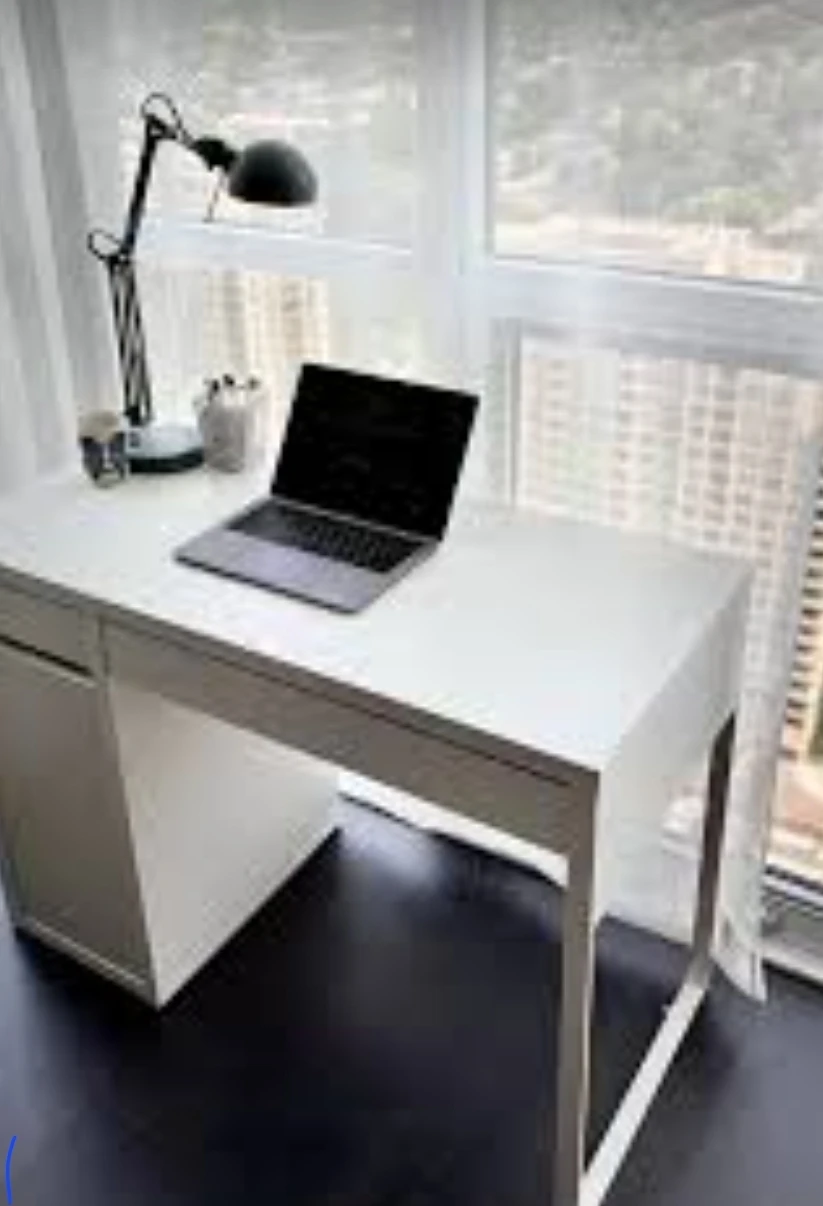 White Desk with Drawer