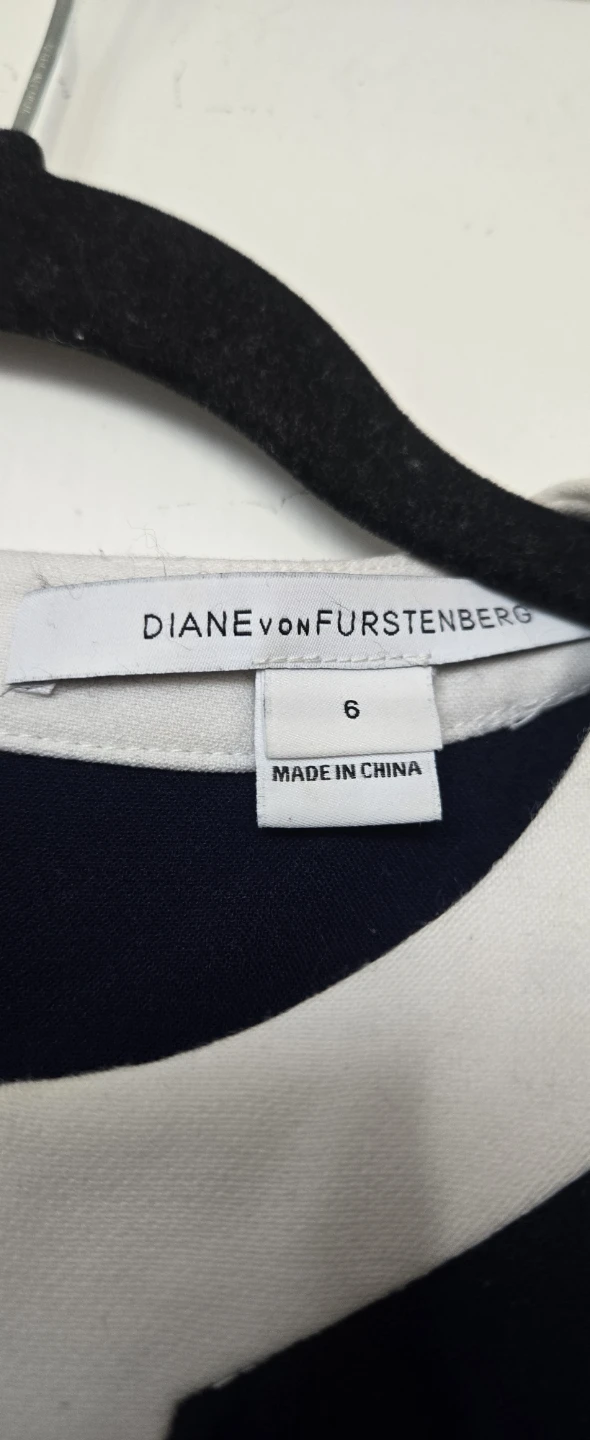 Diane von Furstenberg Navy and White Dress Size 6 - photo 2