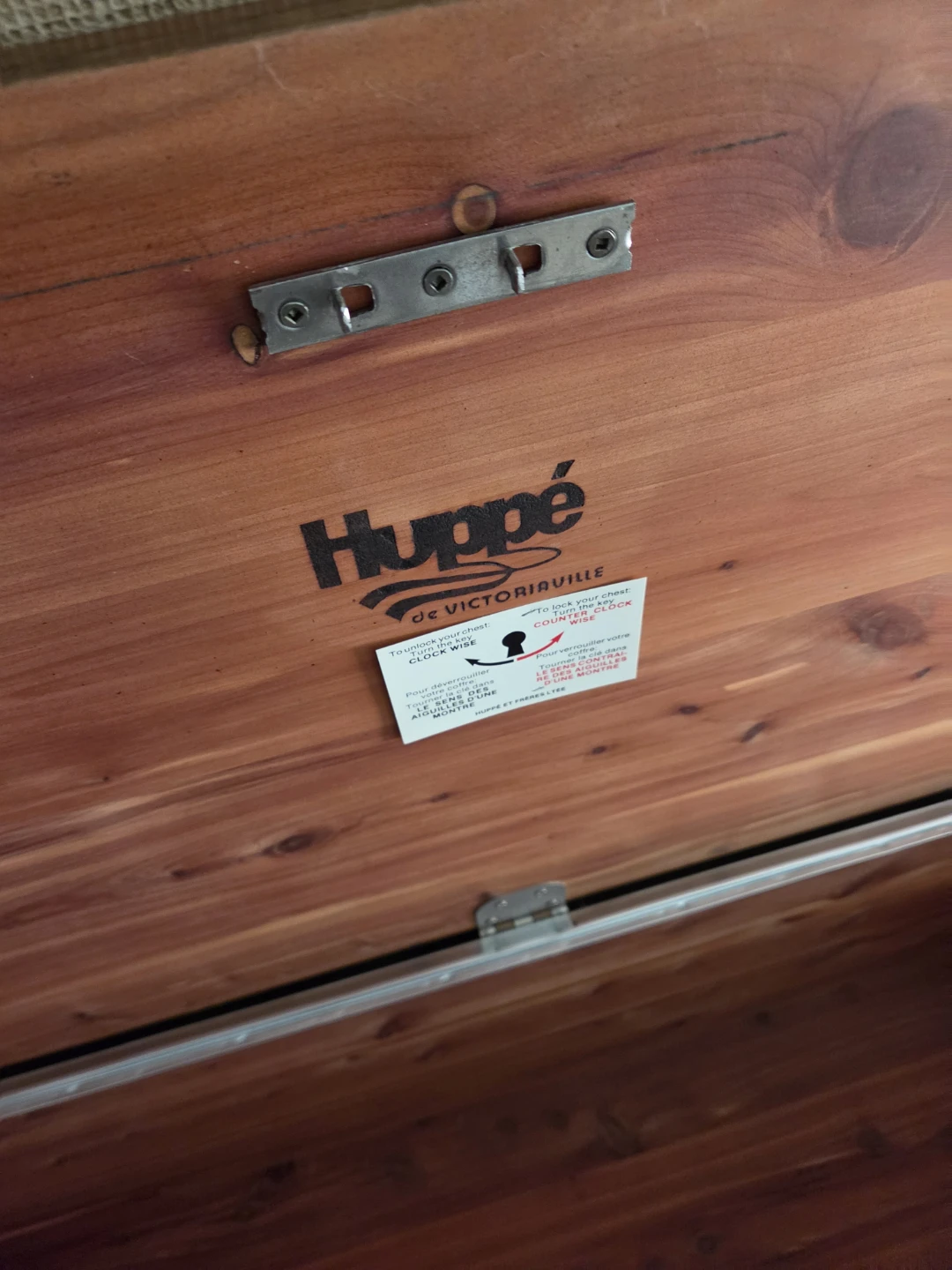 Huppé de Victoriaville Cedar Chest - photo 2